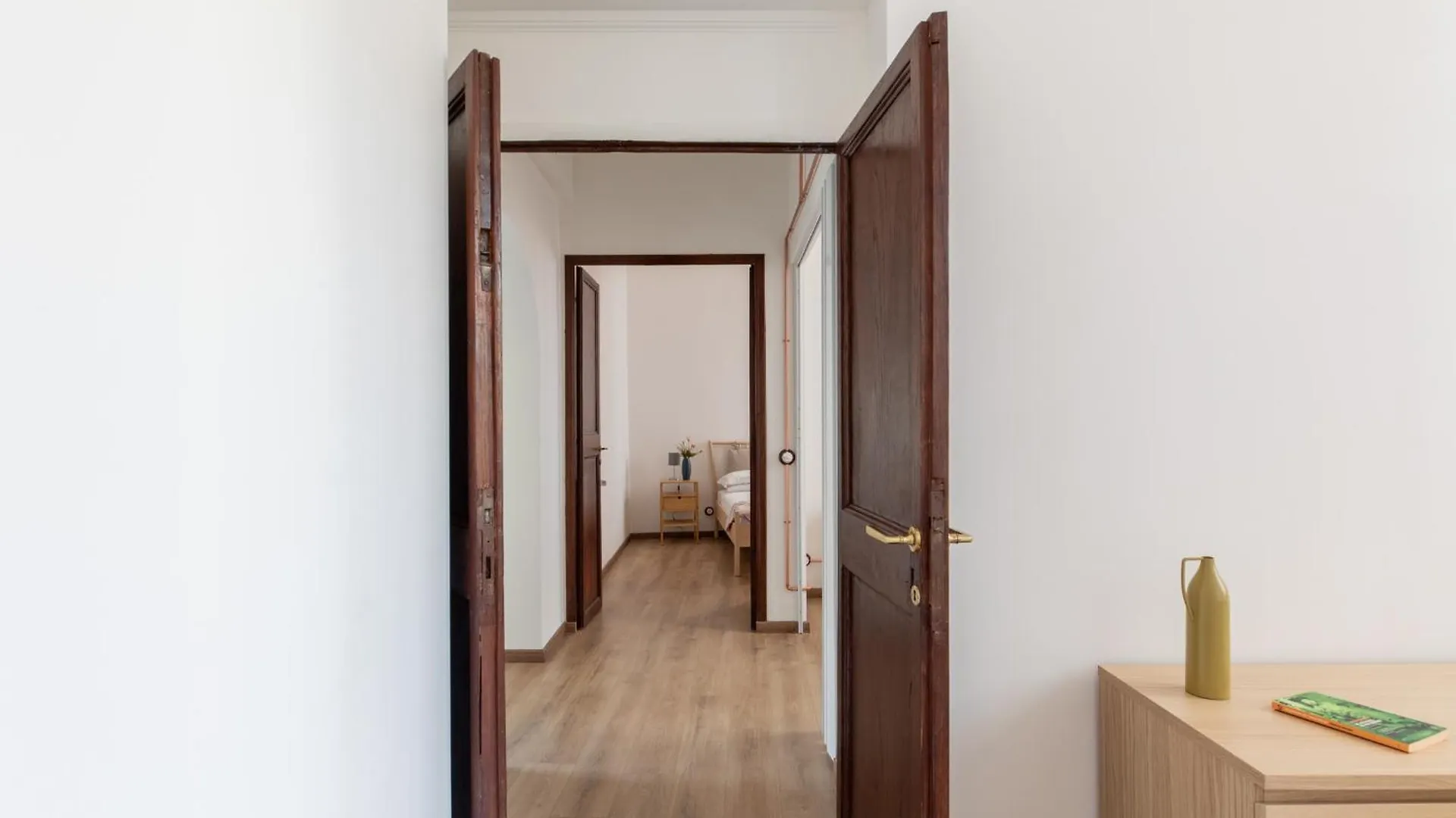 Iflat Bright Brand New 3-Bedroom Apt In Monti Rom Italien