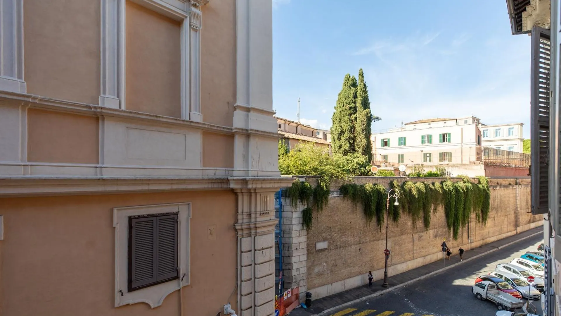 Iflat Bright Brand New 3-Bedroom Apt In Monti Rom