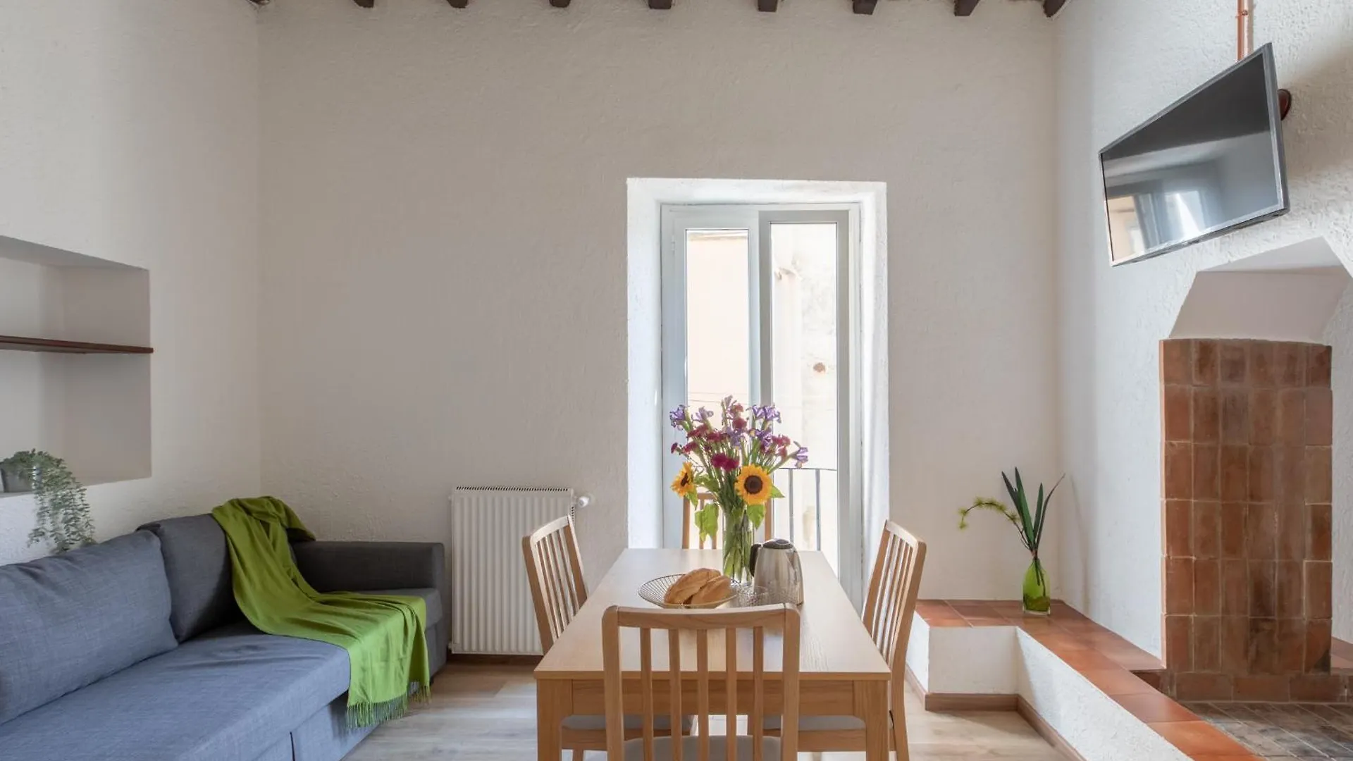 Iflat Bright Brand New 3-Bedroom Apt In Monti Rom 0*,  Italien